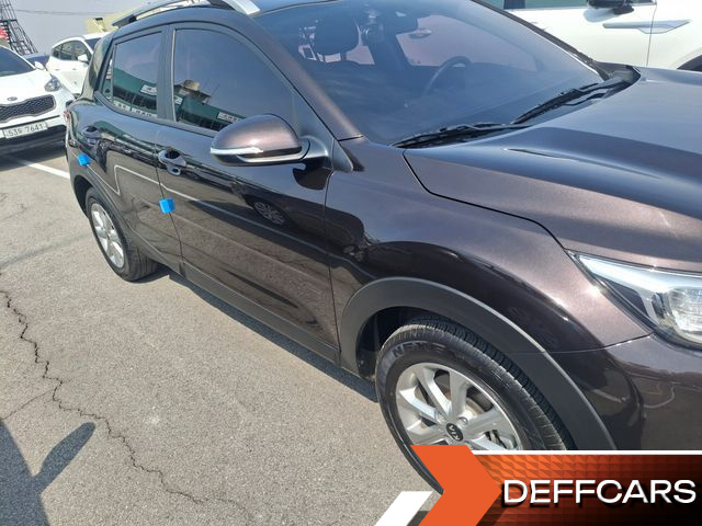 Kia STONIC 1.4 Deluxe купить на сайте DeffCars