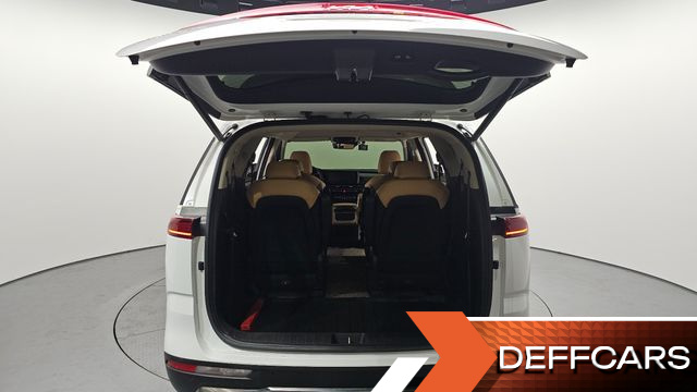 Kia CARNIVAL 9-Seater Noblesse купить на сайте DeffCars