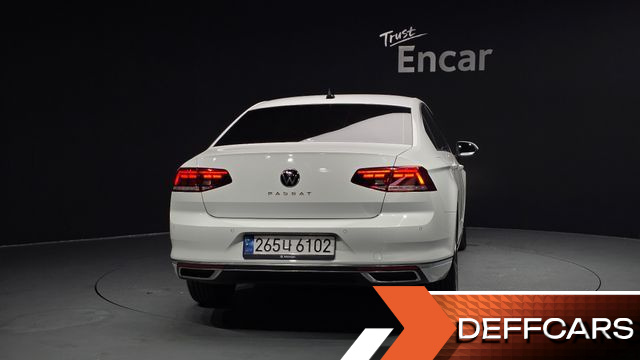Volkswagen PASSAT 2.0 TDI Premium купить на сайте DeffCars
