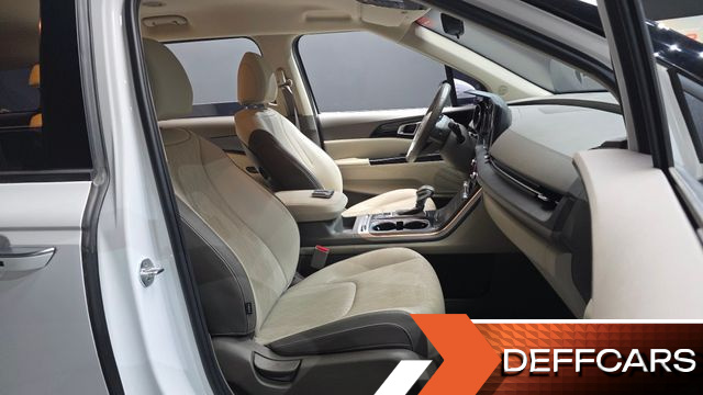 Kia CARNIVAL 9-Seater Prestige купить на сайте DeffCars