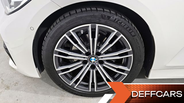 BMW 3-SERIES 320i M Sport купить на сайте DeffCars