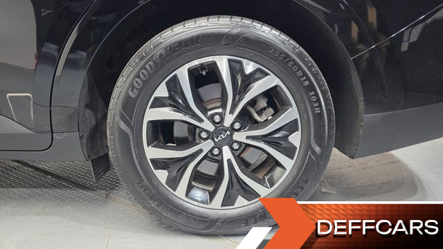 Kia CARNIVAL 9-Seater Noblesse купить на сайте DeffCars