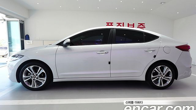 Hyundai AVANTE 1.6 GDI Value Plus купить на сайте DeffCars