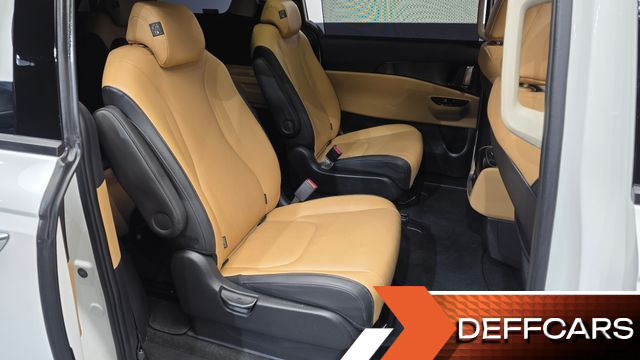 Kia CARNIVAL 9-Seater Noblesse купить на сайте DeffCars