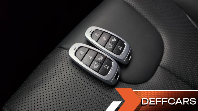 Hyundai SANTAFE Diesel 2.2 2WD Prestige купить на сайте DeffCars
