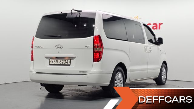 Hyundai STAREX Van 5-Seater Modern купить на сайте DeffCars