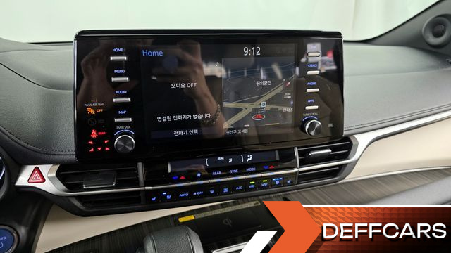 Toyota SIENNA 2.5 Hybrid 2WD купить на сайте DeffCars