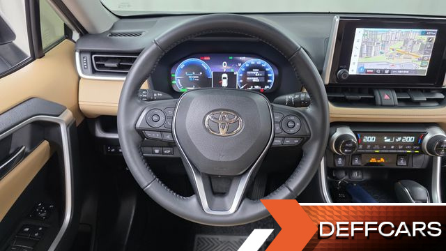 Toyota RAV4 2.5 2WD Hybrid XLE купить на сайте DeffCars