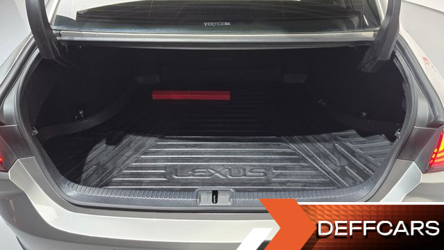 Lexus ES Executive купить на сайте DeffCars