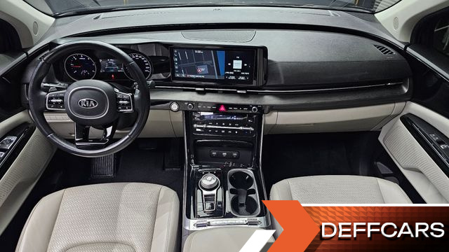 Kia CARNIVAL 9-Seater Noblesse купить на сайте DeffCars