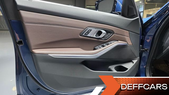 BMW 3-SERIES 320i Luxury купить на сайте DeffCars