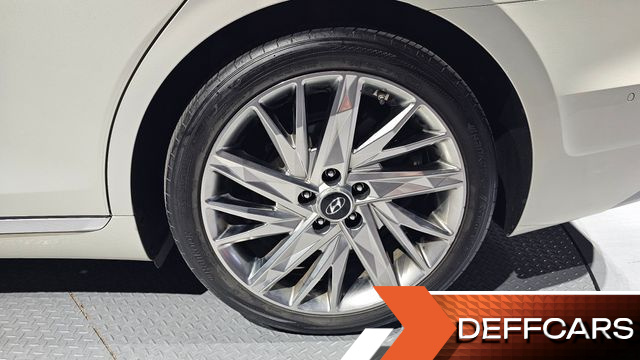 Hyundai GRANDEUR 3.3 Calligraphy купить на сайте DeffCars