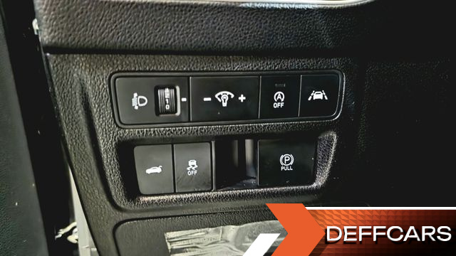 Hyundai SONATA 2.0 Premium Family купить на сайте DeffCars