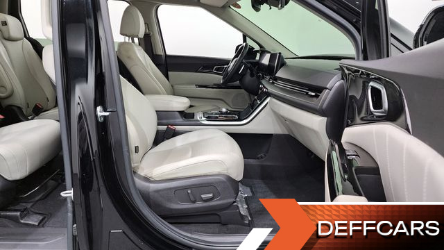 Kia CARNIVAL Gasoline 9-Seater Signature купить на сайте DeffCars