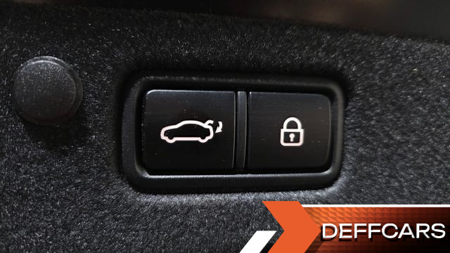 Hyundai GRANDEUR 3.3 Le Blanc купить на сайте DeffCars