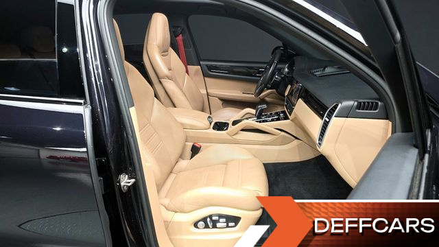 Porsche CAYENNE 3.0 купить на сайте DeffCars
