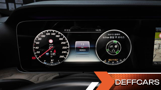 Mercedes E-CLASS E300 Exclusive купить на сайте DeffCars