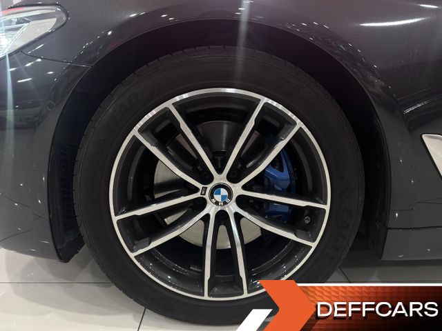 BMW 5-SERIES 520i M Sport купить на сайте DeffCars