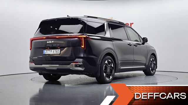 Kia CARNIVAL Gasoline 9-Seater Signature купить на сайте DeffCars