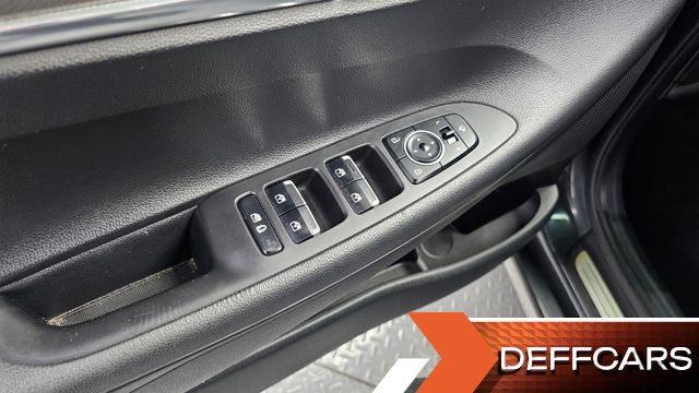 Hyundai GRANDEUR Premium купить на сайте DeffCars