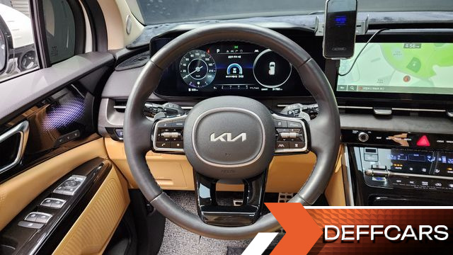 Kia CARNIVAL 9-Seater Signature купить на сайте DeffCars