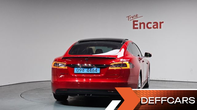 Tesla MODEL S 90D купить на сайте DeffCars
