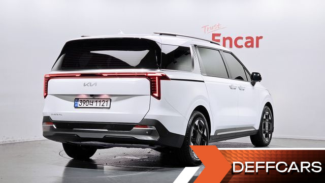 Kia CARNIVAL 9-Seater Signature купить на сайте DeffCars