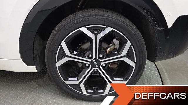 Kia NIRO Signature купить на сайте DeffCars