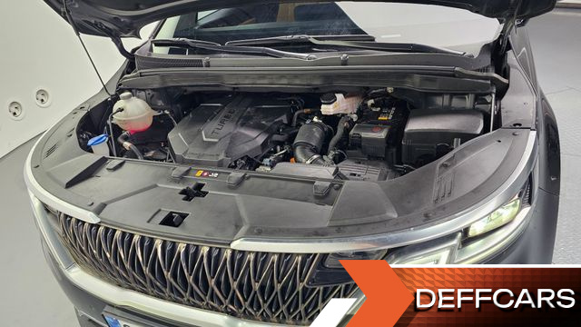 Kia CARNIVAL 9-Seater Noblesse купить на сайте DeffCars