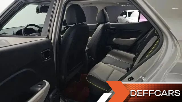 Hyundai VENUE 1.6 Flux купить на сайте DeffCars