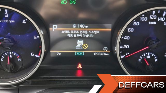 Kia CARNIVAL 9-Seater Noblesse купить на сайте DeffCars