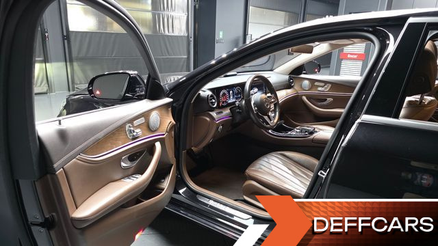 Mercedes E-CLASS E300 Exclusive купить на сайте DeffCars