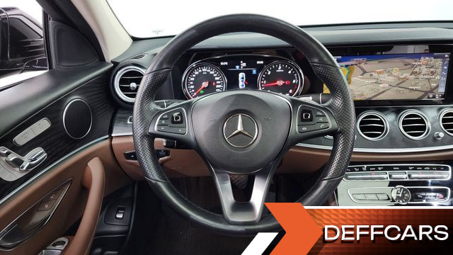 Mercedes E-CLASS E220d 4MATIC Avantgarde купить на сайте DeffCars
