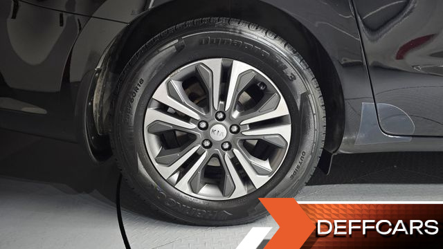 Kia CARNIVAL 9-Seater Luxury купить на сайте DeffCars
