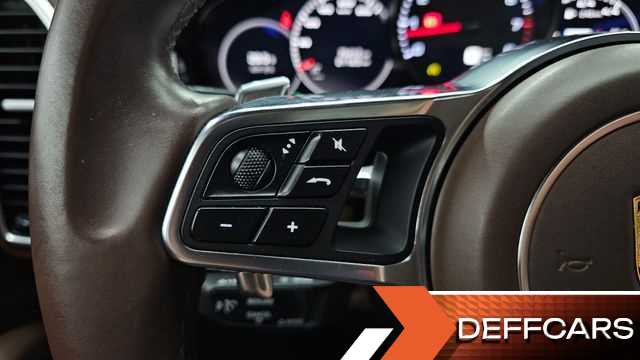 Porsche CAYENNE 3.0 купить на сайте DeffCars