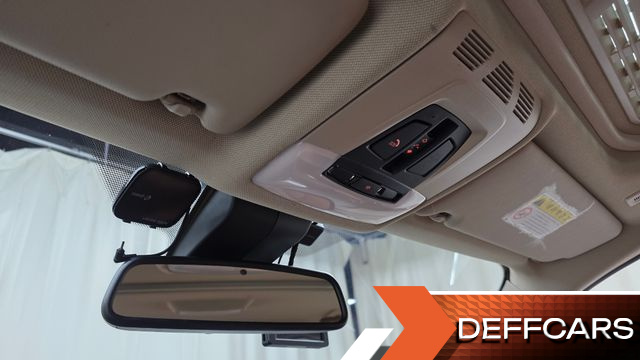 BMW 3-SERIES 320i Luxury купить на сайте DeffCars