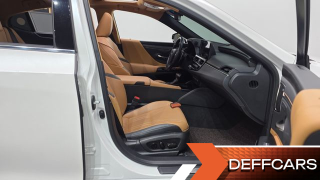 Lexus ES Executive купить на сайте DeffCars