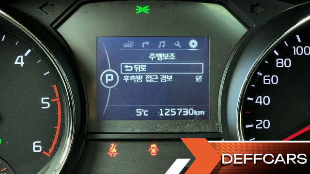 Kia CARNIVAL 9-Seater Noblesse Special купить на сайте DeffCars
