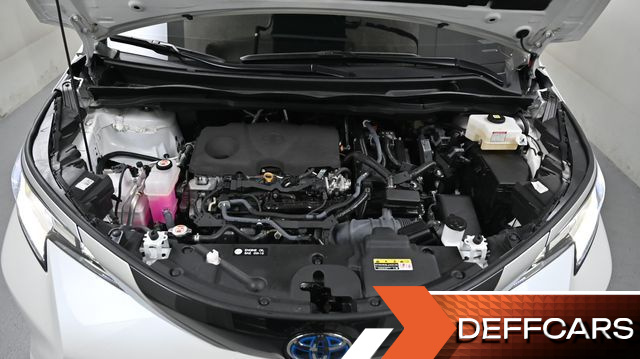Toyota SIENNA 2.5 Hybrid 2WD купить на сайте DeffCars