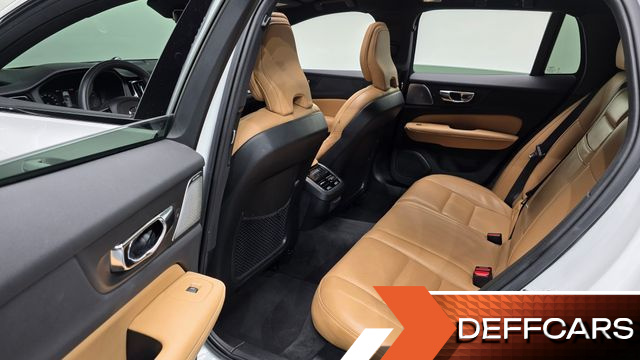 Volvo V60 T5 Pro AWD купить на сайте DeffCars