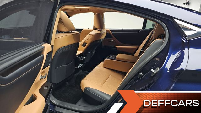 Lexus ES Executive купить на сайте DeffCars