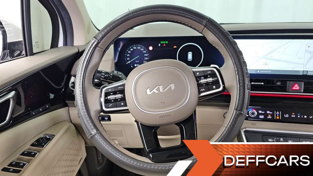 Kia CARNIVAL Gasoline 7-Seater Hi Limousine Signature купить на сайте DeffCars