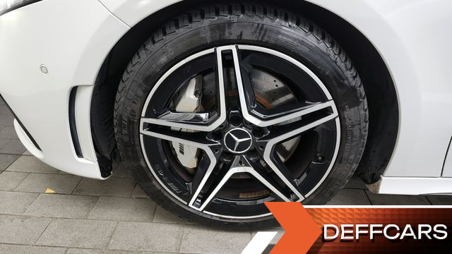 Mercedes A-CLASS AMG A35 4MATIC Sedan купить на сайте DeffCars