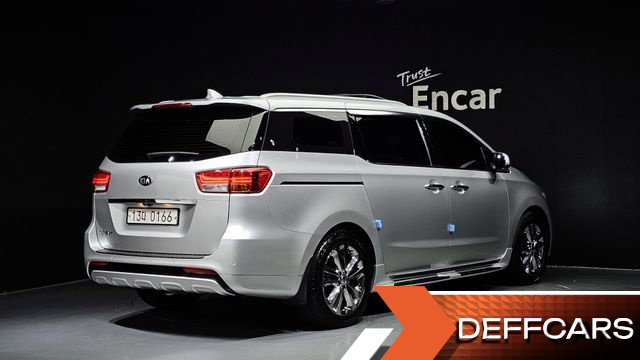 Kia CARNIVAL 9-seater Prestige купить на сайте DeffCars