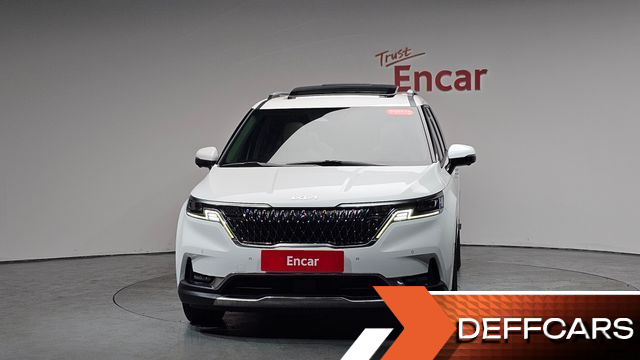 Kia CARNIVAL 9-Seater Signature купить на сайте DeffCars