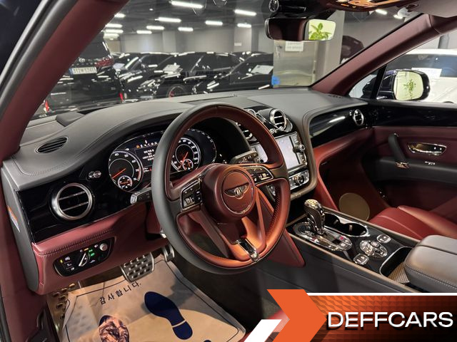 Bentley BENTAYGA 4.0 V8 купить на сайте DeffCars