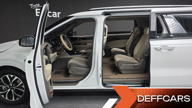 Kia CARNIVAL 9-Seater Noblesse купить на сайте DeffCars