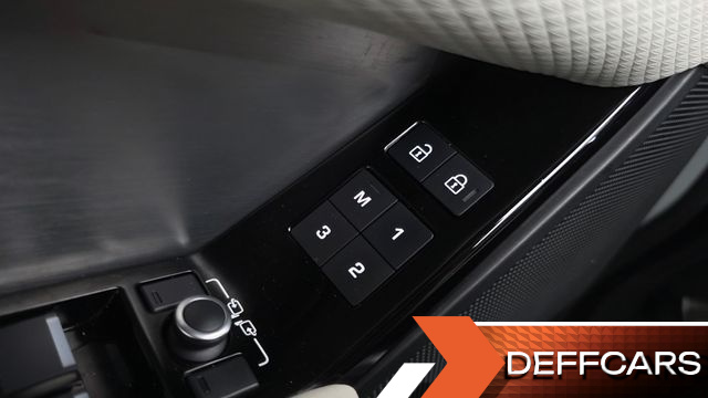 Land Rover RANGE ROVER VELAR 2.0 P250 R-Dynamic SE купить на сайте DeffCars