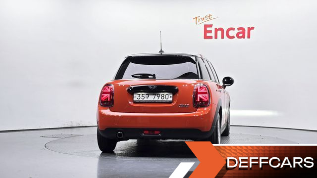 Mini COOPER 5Door Standard 3rd купить на сайте DeffCars