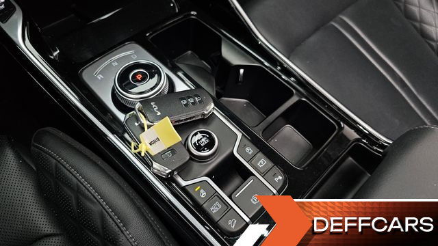 Kia SORENTO Gasoline 2.5T 2WD Gravity купить на сайте DeffCars